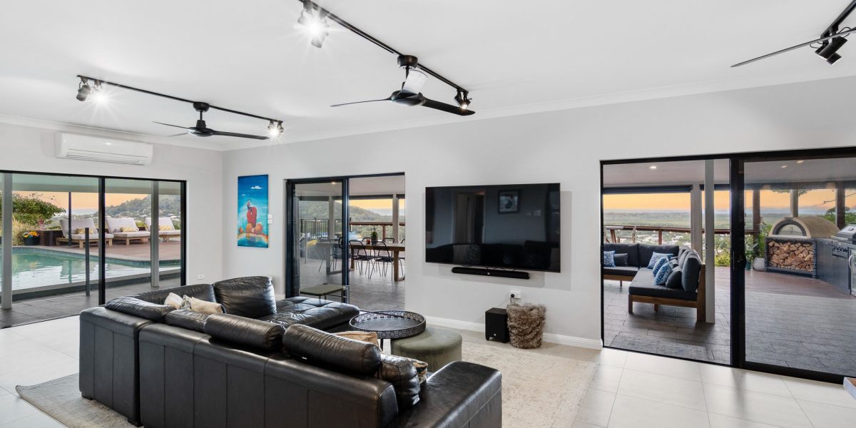 105-107 Panguna Street, Trinity Beach, QLD 4879 AUS