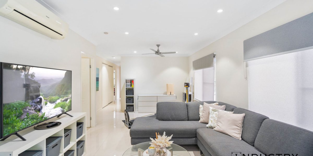 2 Beachfront Avenue, Trinity Beach, QLD 4879 AUS