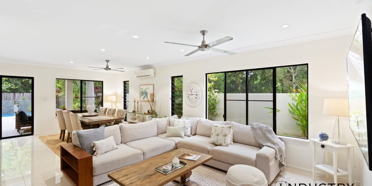 2 Beachfront Avenue, Trinity Beach, QLD 4879 AUS