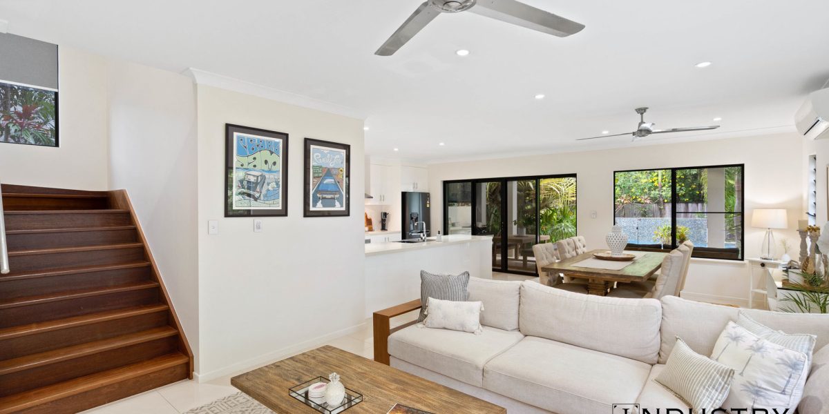 2 Beachfront Avenue, Trinity Beach, QLD 4879 AUS