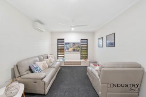 1 Flow Close, Trinity Beach, QLD 4879 AUS