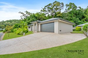 1 Flow Close, Trinity Beach, QLD 4879 AUS