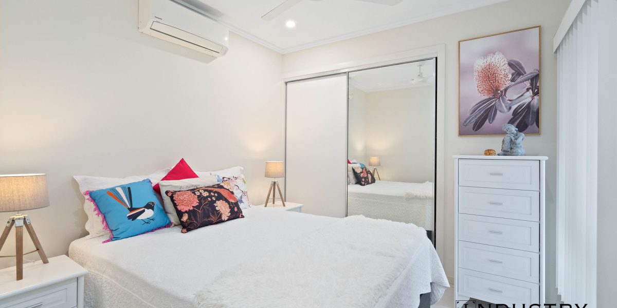 1 Flow Close, Trinity Beach, QLD 4879 AUS