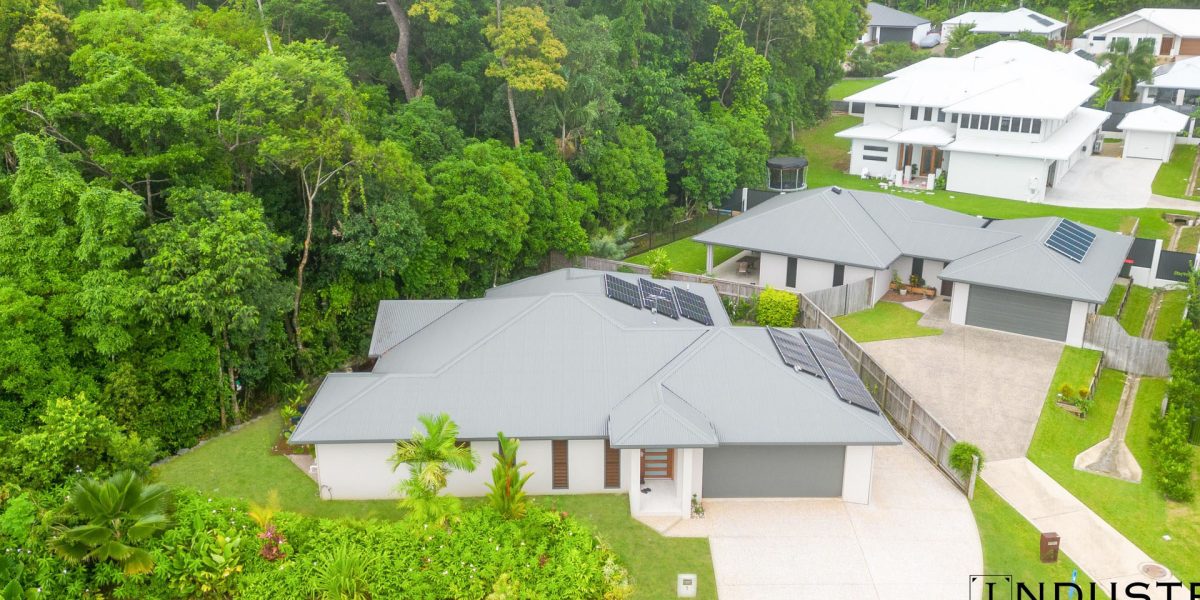 1 Flow Close, Trinity Beach, QLD 4879 AUS