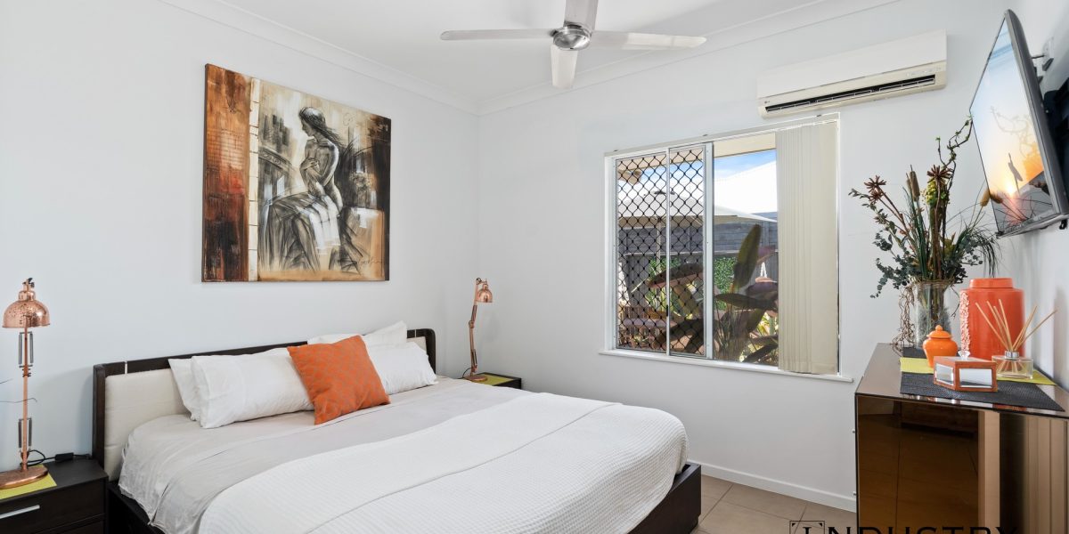 2 Lagoon Drive, Trinity Beach, QLD 4879 AUS