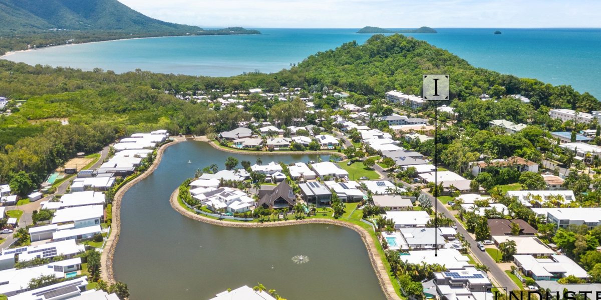 2 Lagoon Drive, Trinity Beach, QLD 4879 AUS