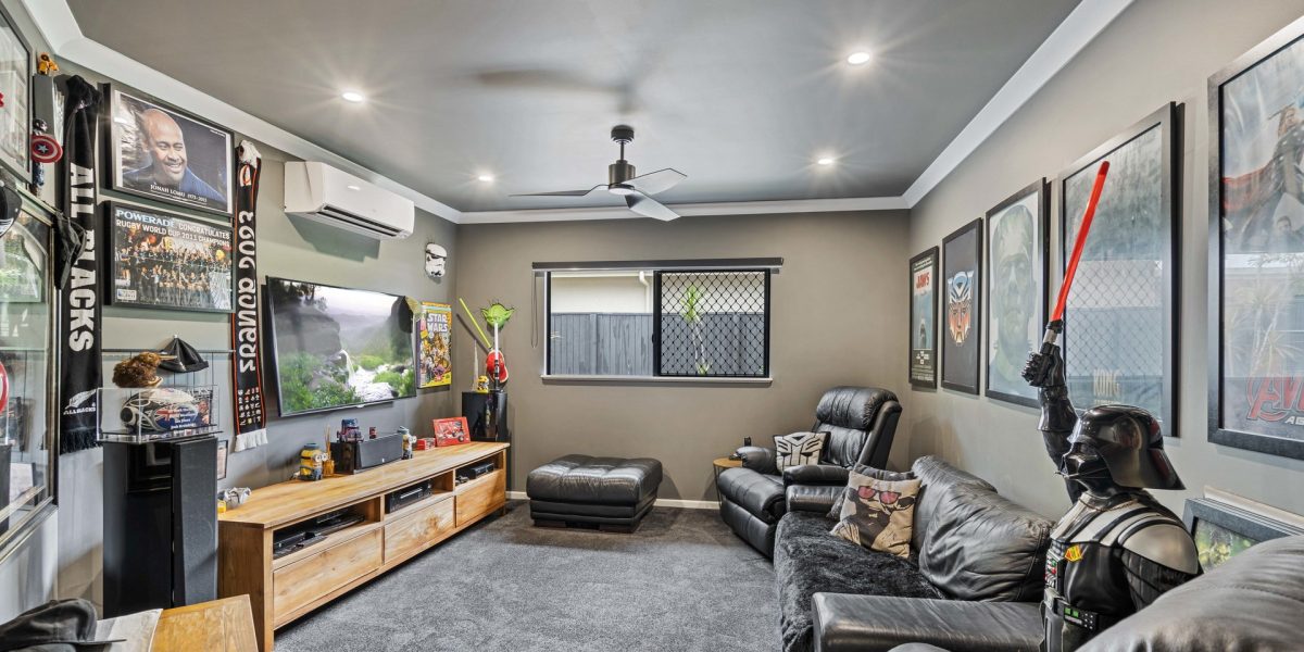 73 Coastline Parade, Trinity Beach, QLD 4879 AUS