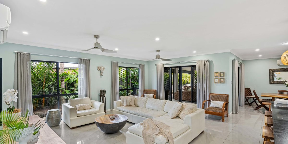 73 Coastline Parade, Trinity Beach, QLD 4879 AUS