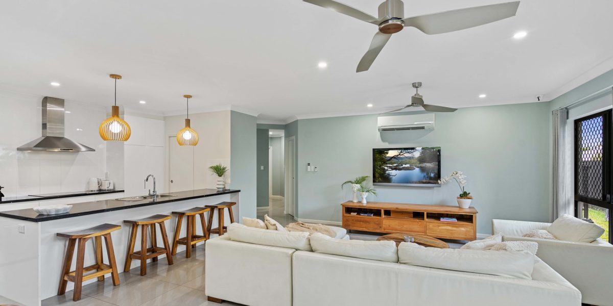 73 Coastline Parade, Trinity Beach, QLD 4879 AUS