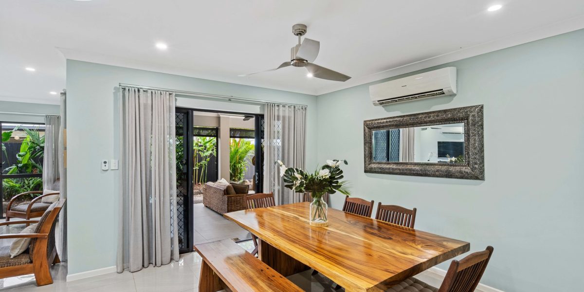 73 Coastline Parade, Trinity Beach, QLD 4879 AUS