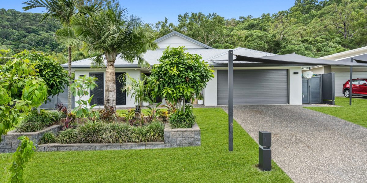 73 Coastline Parade, Trinity Beach, QLD 4879 AUS