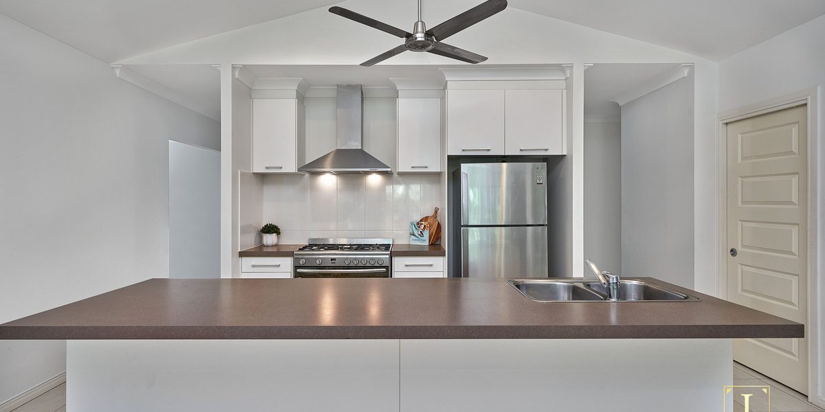 6 Weld Crescent, Smithfield, QLD 4878 AUS