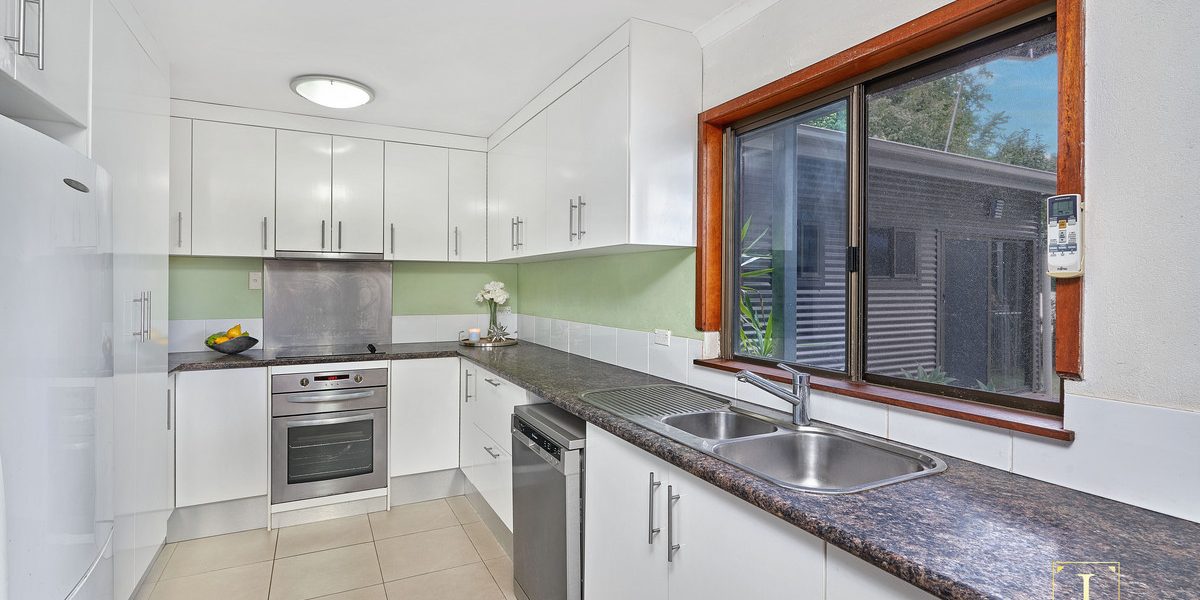 18 Bellbird Street, Bayview Heights, QLD 4868 AUS