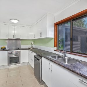 18 Bellbird Street, Bayview Heights, QLD 4868 AUS