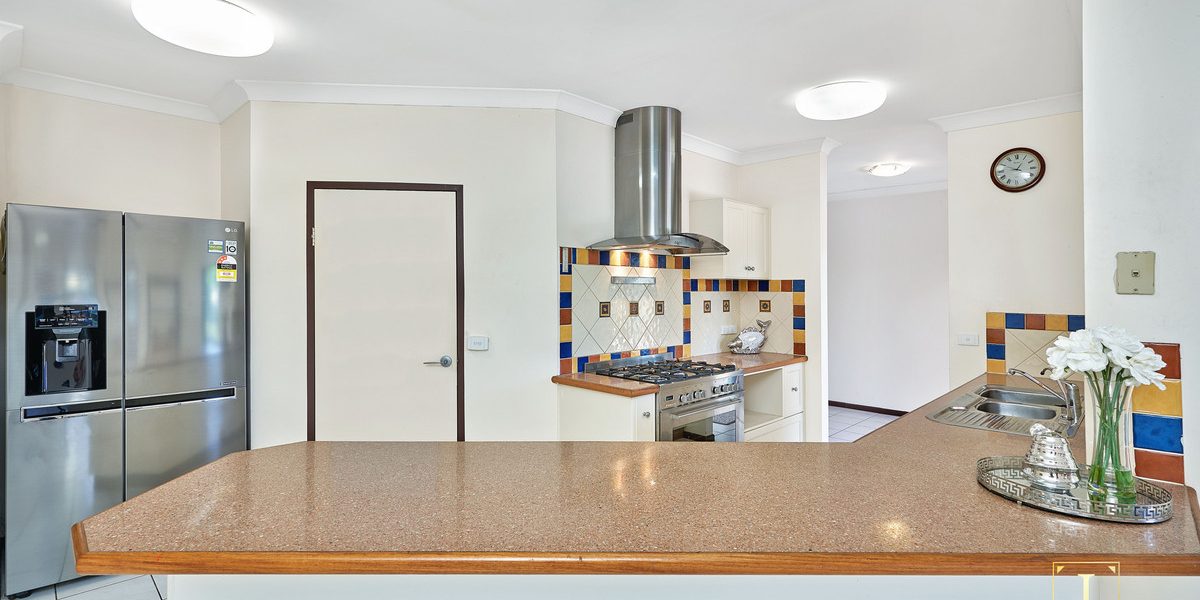 18 Jules Street, Kewarra Beach, QLD 4879 AUS