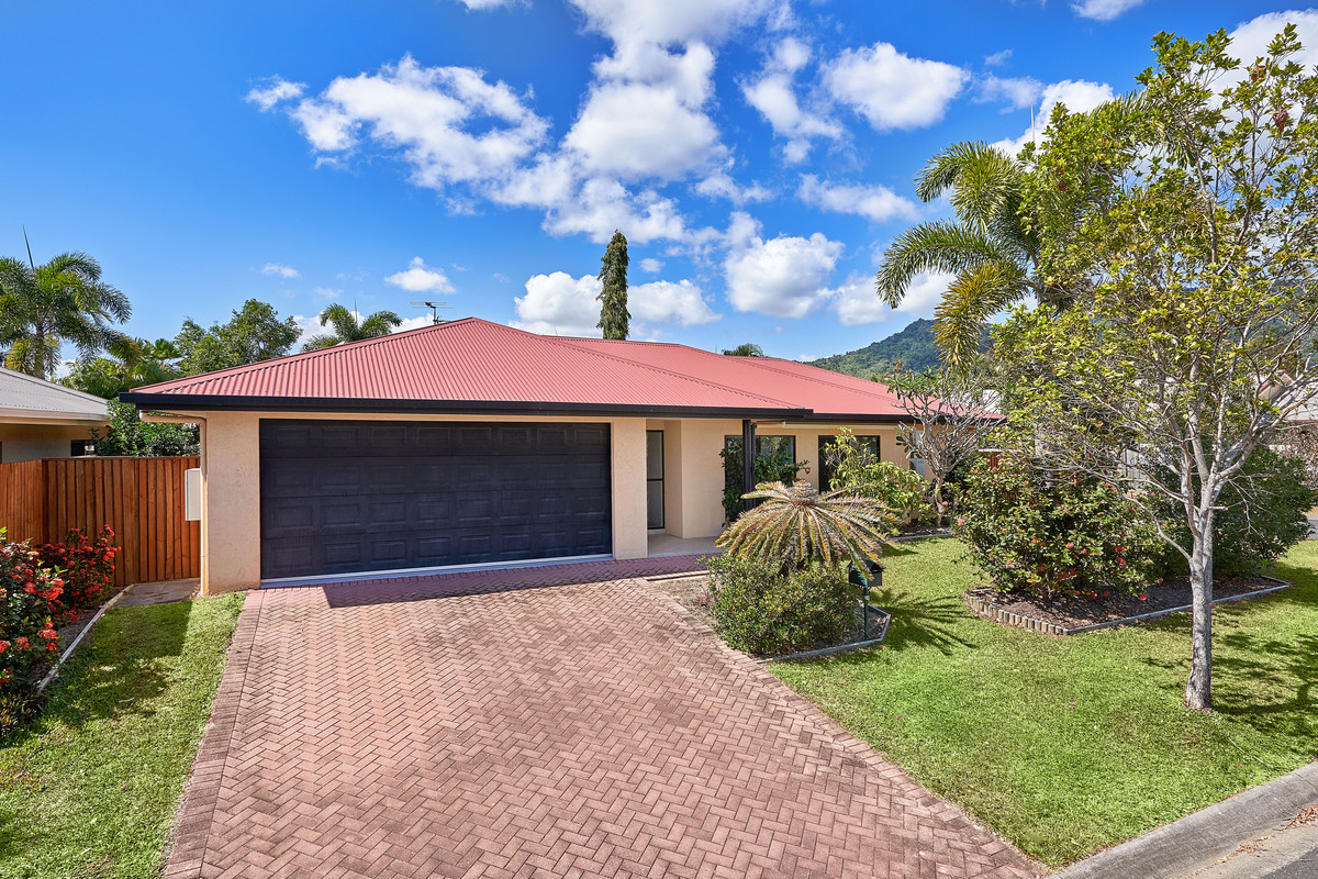 11 Bronte Close, KEWARRA BEACH, QLD 4879 AUS