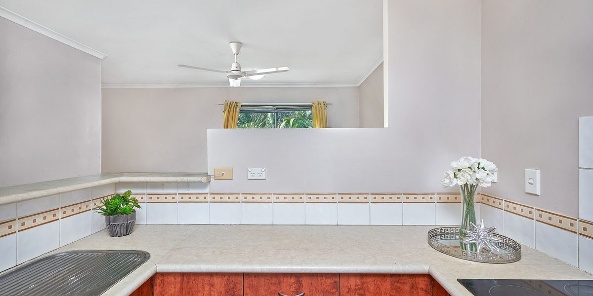 304/53 McCormack Street, Manunda, QLD 4870 AUS