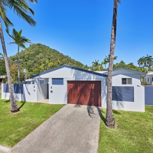 33 Lae Street, Trinity Beach, QLD 4879 AUS