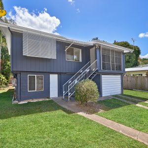 87-89 Mayers Street, Manoora, QLD 4870 AUS