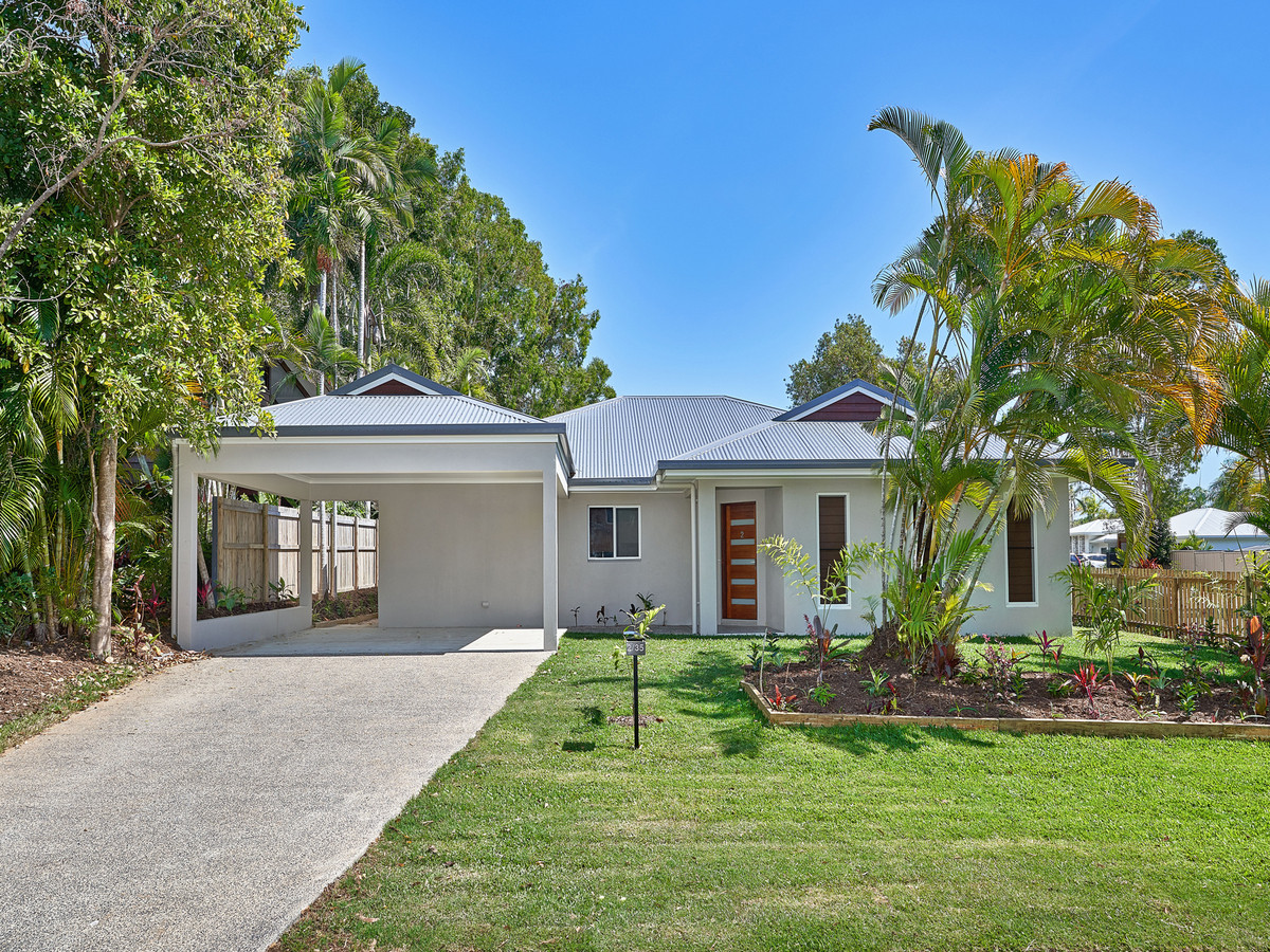 35 Beaver Street, Clifton Beach, QLD 4879 AUS