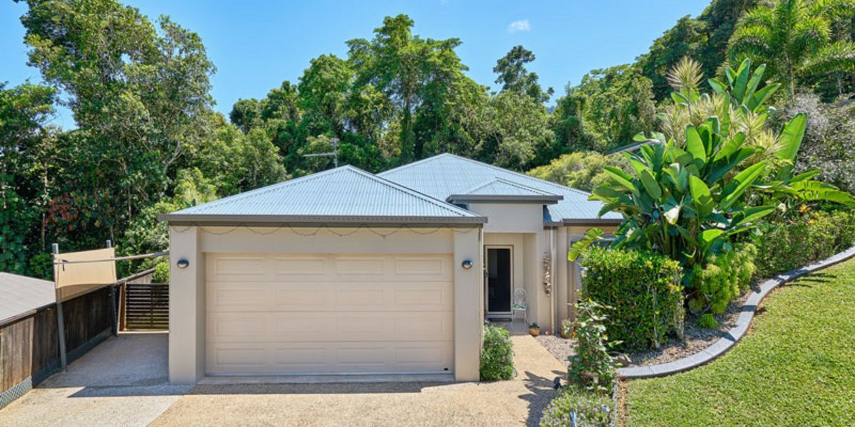 3 Stapleton Close, Redlynch, QLD 4870 AUS