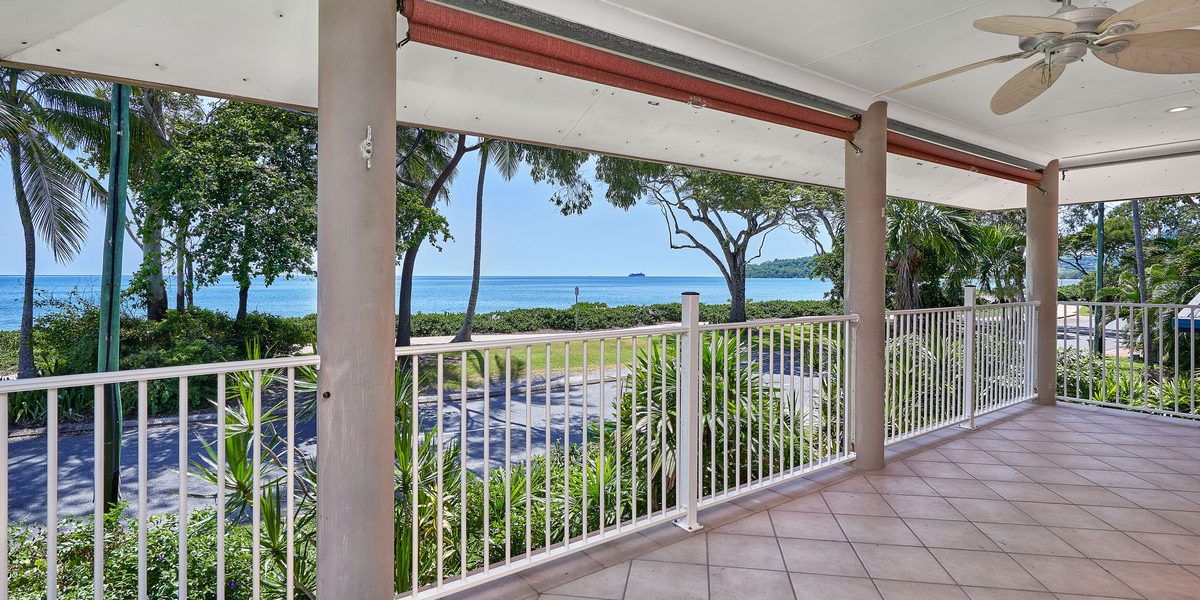 1/39 Arlington Esplanade, Clifton Beach, QLD 4879 AUS