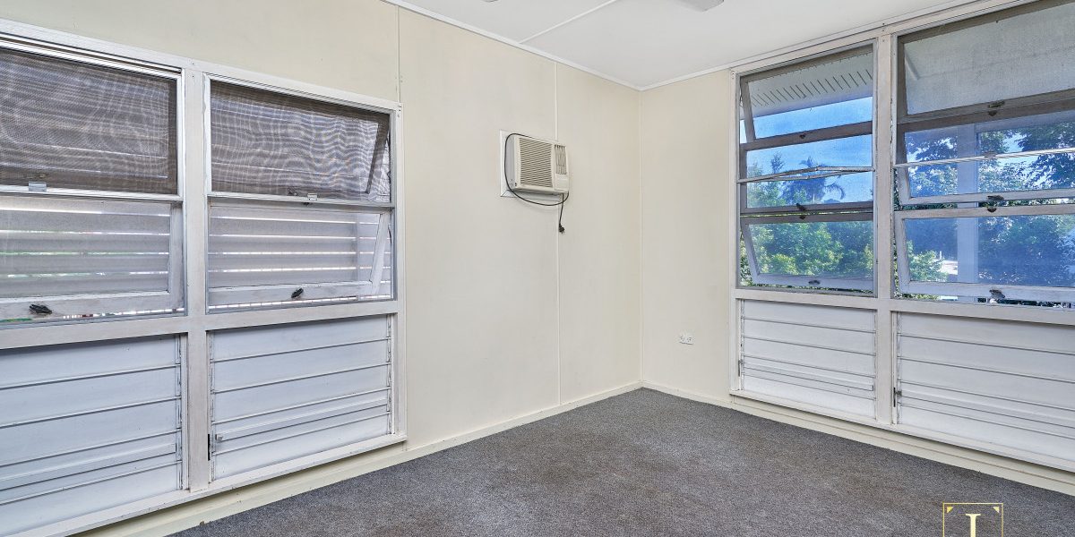 4 Roseblank Close, Manunda, QLD 4870 AUS