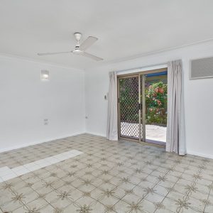 4/39 Arlington Esplanade, Clifton Beach, QLD 4879 AUS