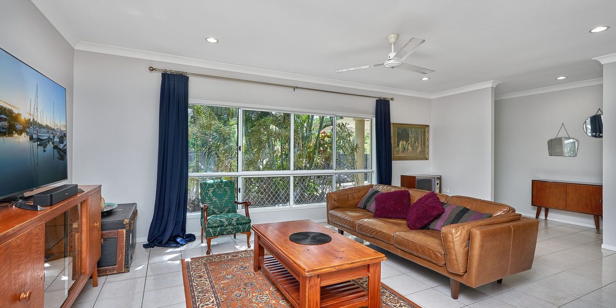 12 Wabag Street, Trinity Beach, QLD 4879 AUS