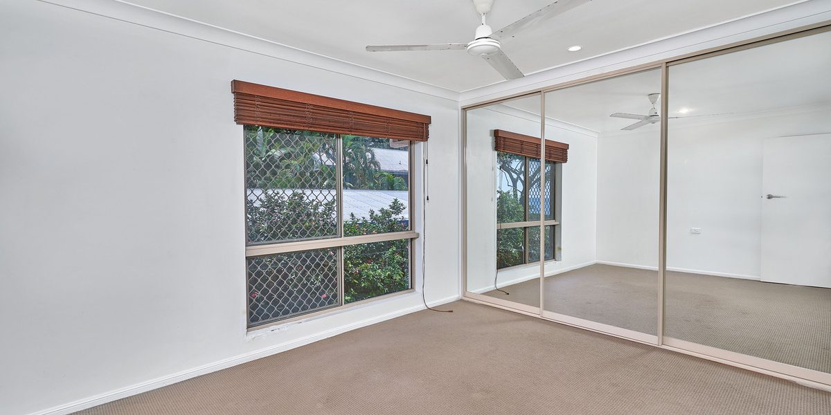 1/39 Arlington Esplanade, Clifton Beach, QLD 4879 AUS