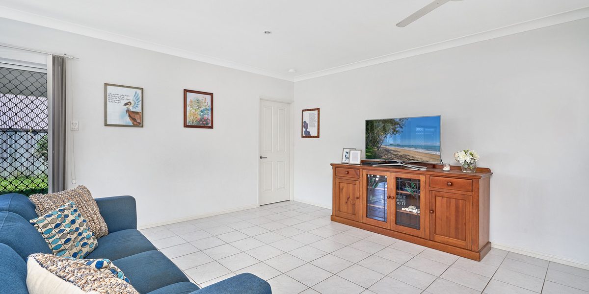 93 Roberts Drive, Trinity Beach, QLD 4879 AUS