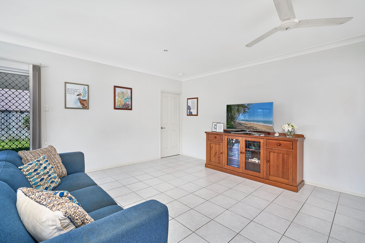 93 Roberts Drive, Trinity Beach, QLD 4879 AUS