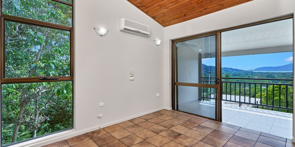 13 Panoramic Place, Whitfield, QLD 4870 AUS