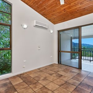 13 Panoramic Place, Whitfield, QLD 4870 AUS
