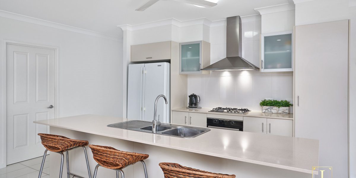 8 Sandridge Way, Smithfield, QLD 4878 AUS