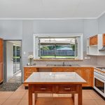 24 Crowther Street, Whitfield, QLD 4870 AUS