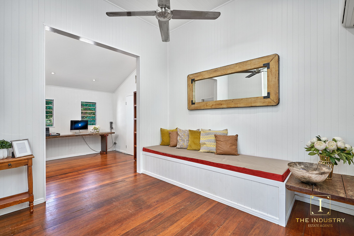 8 Marett Street, Stratford, QLD 4870 AUS