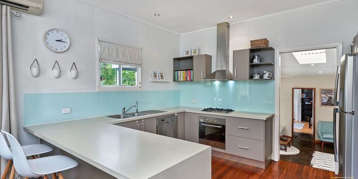 39 Machans Street, Machans Beach, QLD 4878 AUS