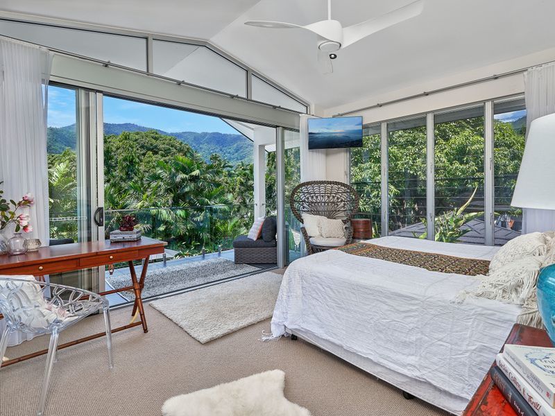 28A Joseph Banks Close, Kewarra Beach, QLD 4879 AUS