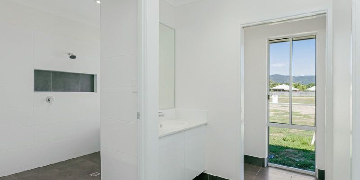 21 Bosun Place, Trinity Beach, QLD 4879 AUS