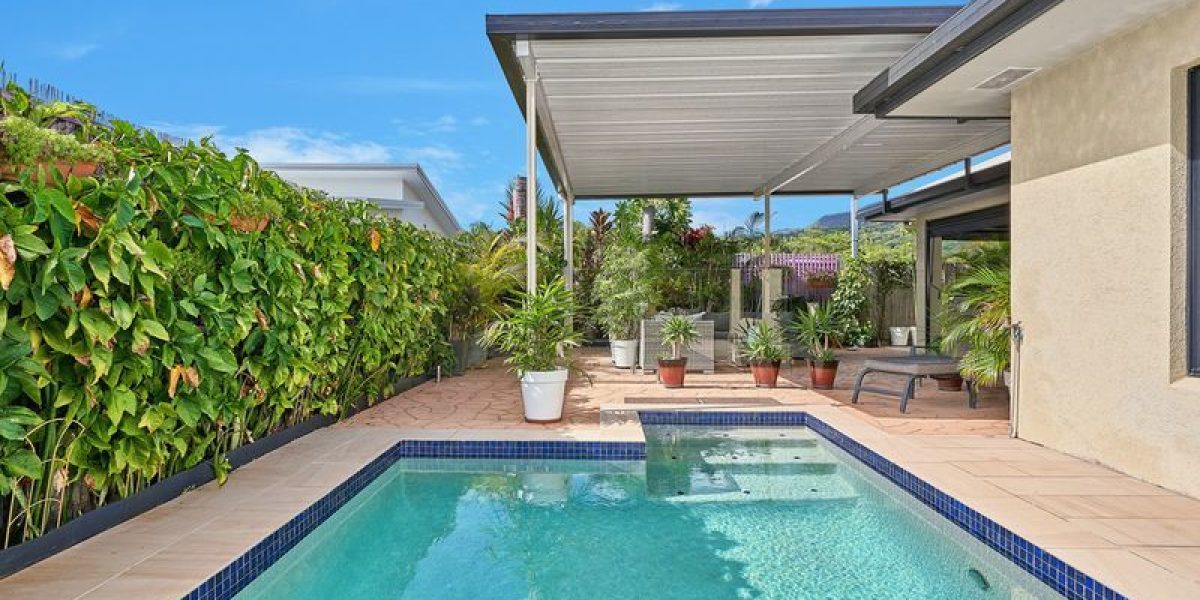 17 Seaways Street, Trinity Beach, QLD 4879 AUS