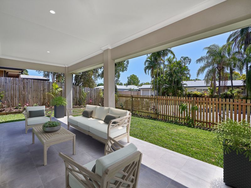 2/35 Beaver Street, Clifton Beach, QLD 4879 AUS