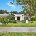 16 Moore Road, Kewarra Beach, QLD 4879 AUS