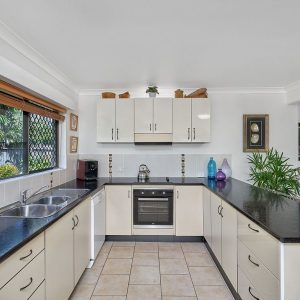 4/195 McLeod Street, Cairns North, QLD 4870 AUS