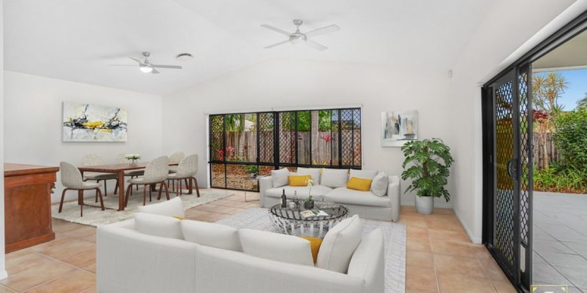 16 Moore Road, Kewarra Beach, QLD 4879 AUS