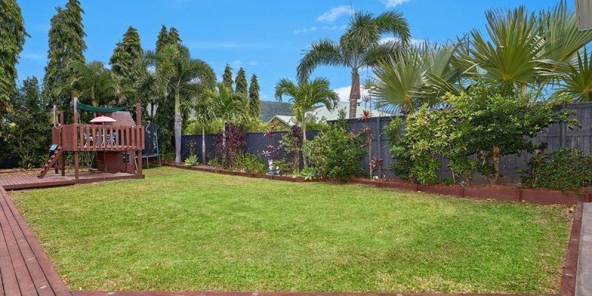 9 Catamaran Circuit, Trinity Beach, QLD 4879 AUS