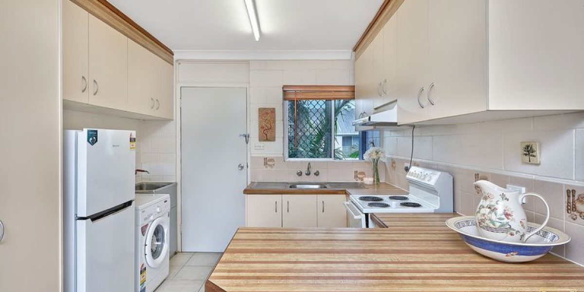 7/120 Greenslopes Street, Edge Hill, QLD 4870 AUS