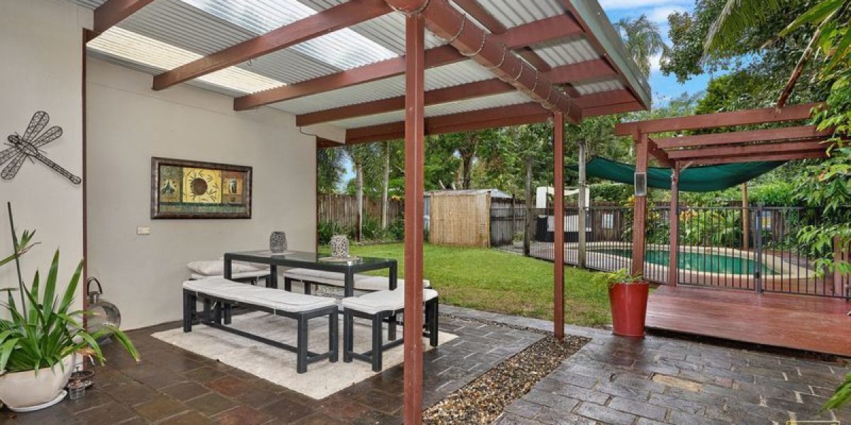 39 Machans Street, Machans Beach, QLD 4878 AUS