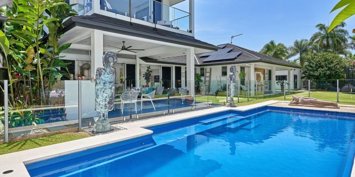 28A Joseph Banks Close, Kewarra Beach, QLD 4879 AUS
