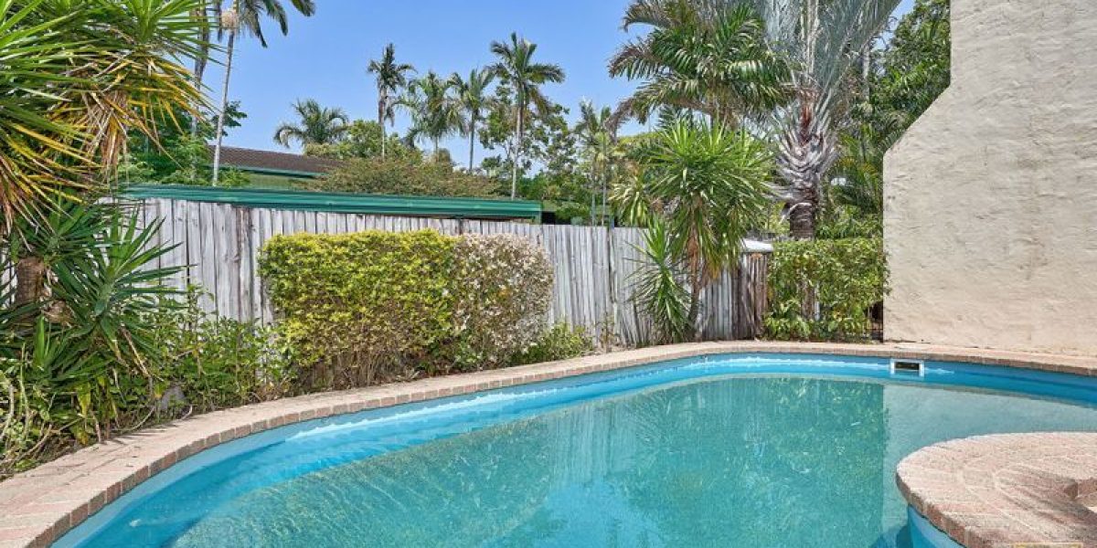 4/195 McLeod Street, Cairns North, QLD 4870 AUS